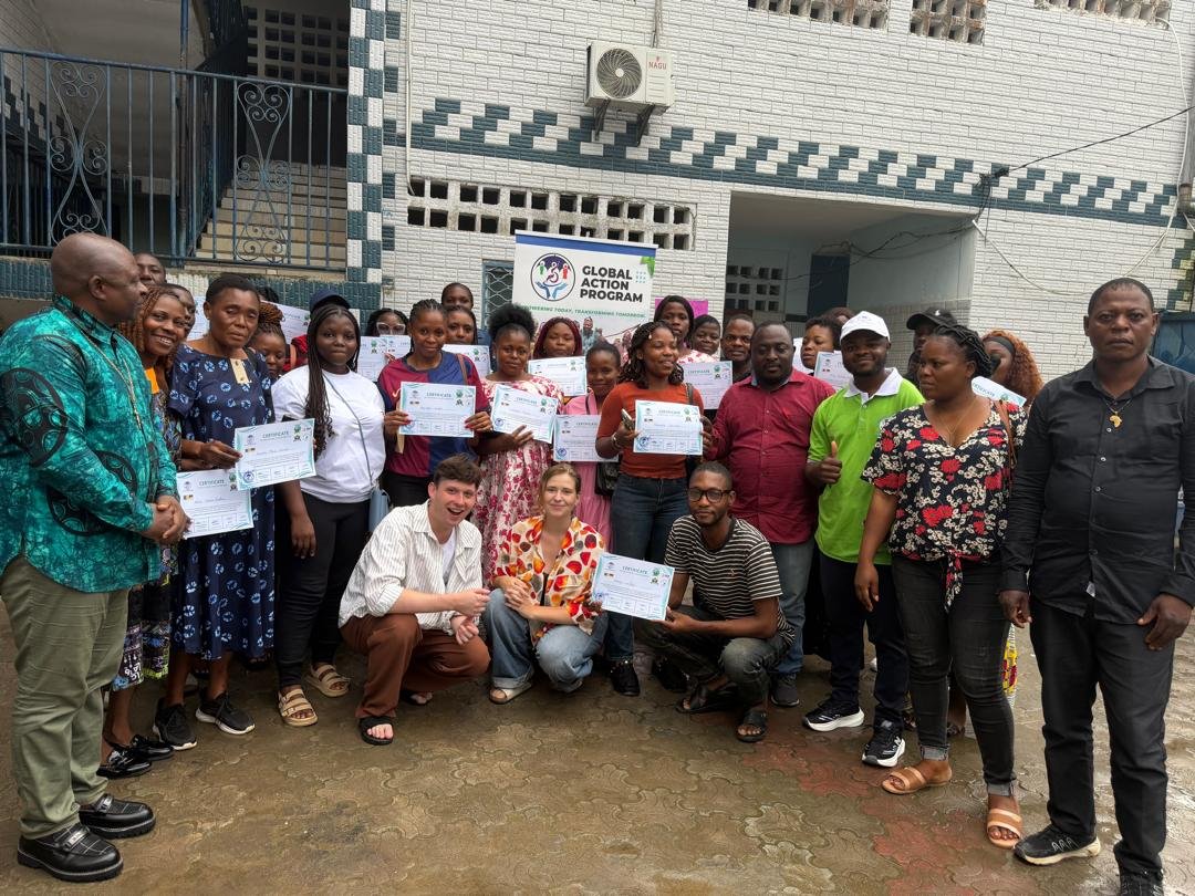 BUILDING THE BLUEPRINT: GAP TRAINS TEACHERS TO START AND SUSTAIN ESD SCHOOL CLUBS